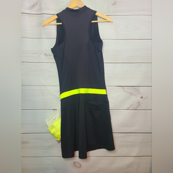 NIKE GOLF Tour Performance Dri Fit Dress with Matching Lime Green Shorts BNWOT - Picture 2 of 2